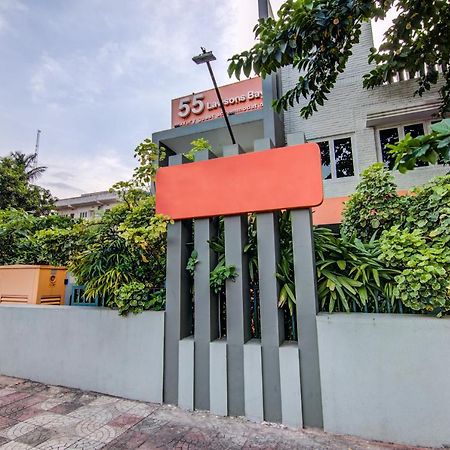 Oyo Hotel 55 Lawsons Bay Jalāripeta Екстериор снимка