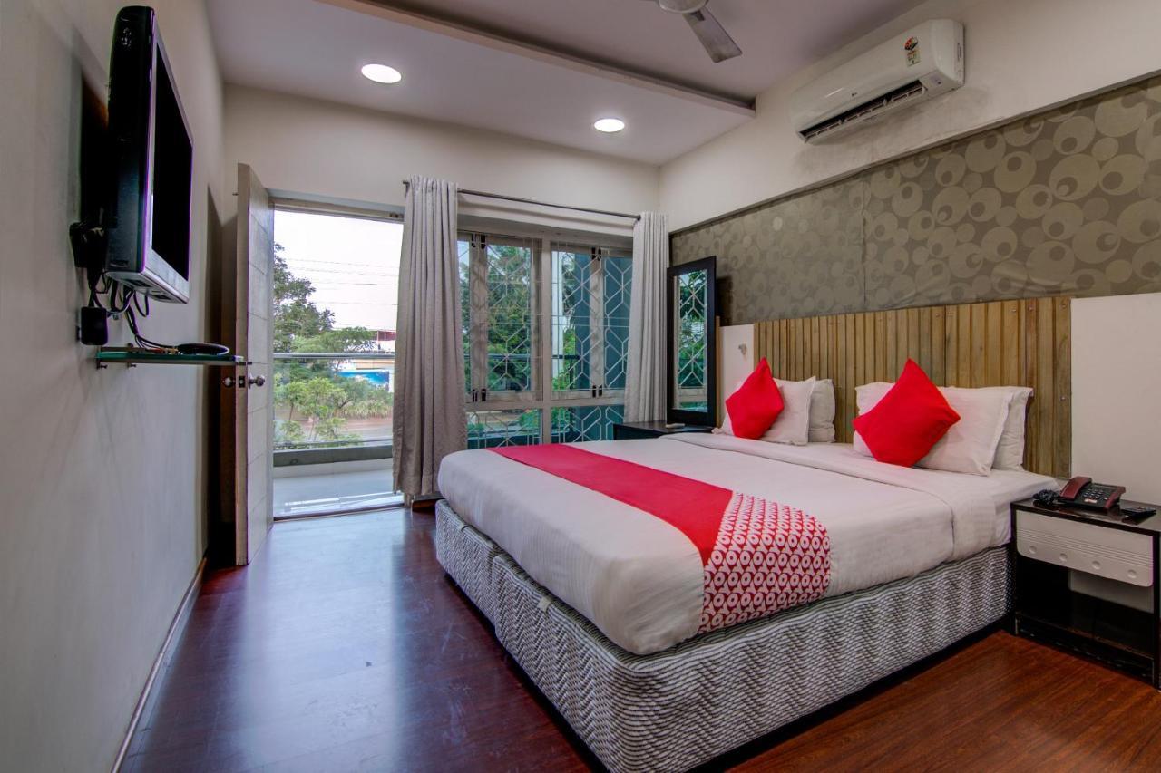 Oyo Hotel 55 Lawsons Bay Jalāripeta Екстериор снимка
